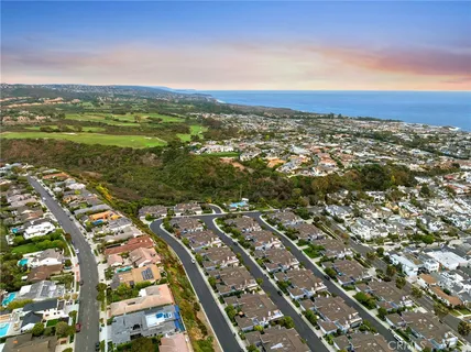 $2,950,000 | 3611 Daffodil Avenue, Unit 38, Corona del Mar, CA 92625