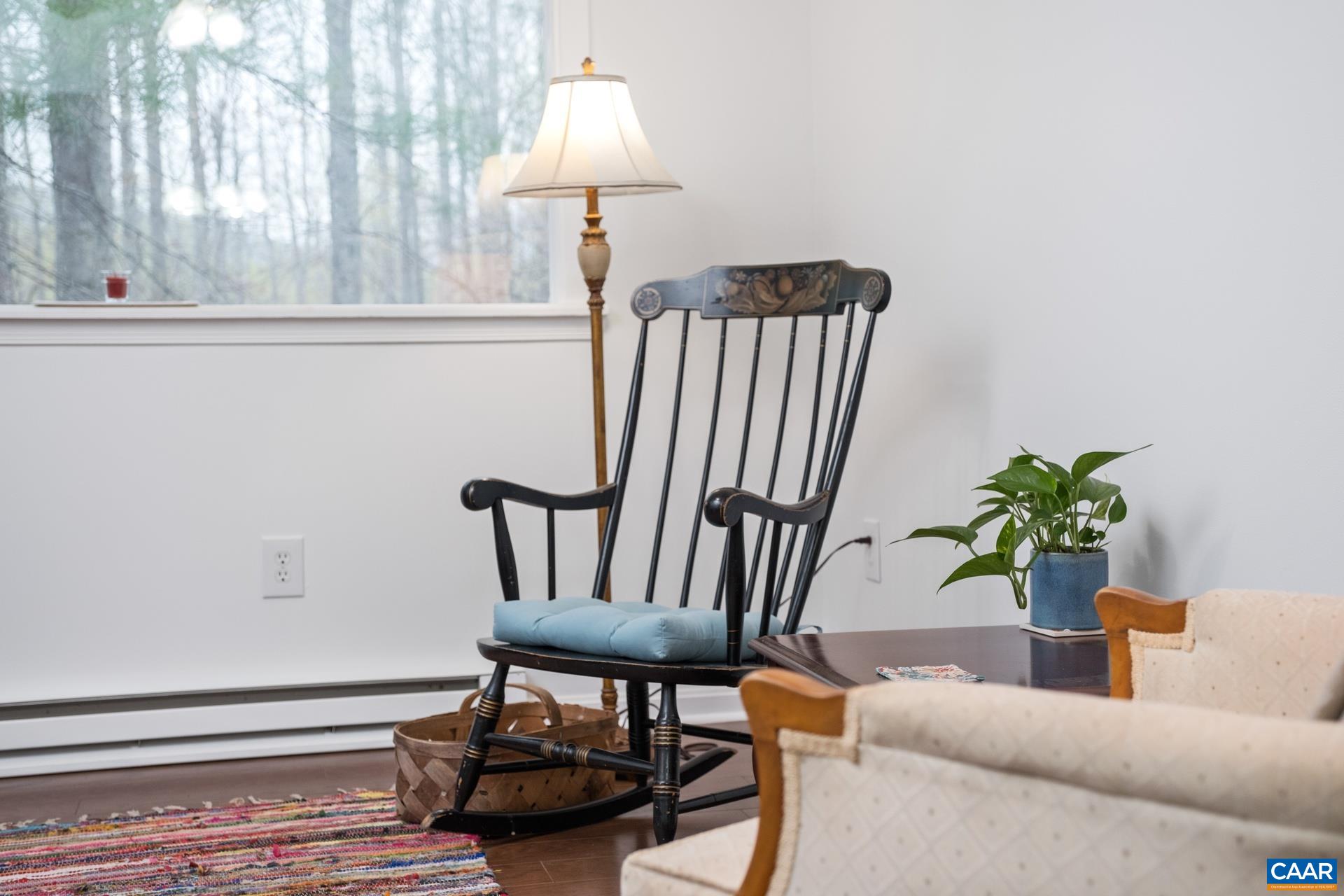 115 Circle Road Stanardsville, VA 22973 - Photo 9 of 28 a living room with furniture and a table
