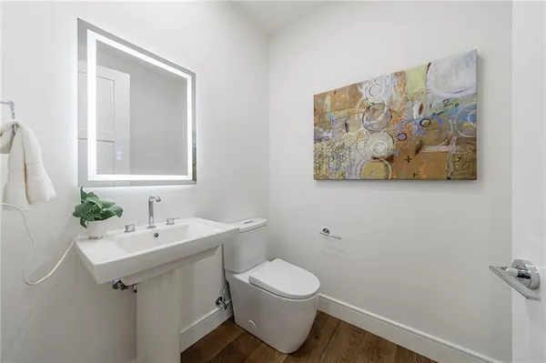 $1,350,000 | 2425 Peachtree Street Northeast, Atlanta, GA 30305