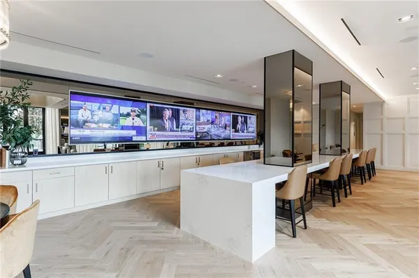 $1,350,000 | 2425 Peachtree Street Northeast, Atlanta, GA 30305