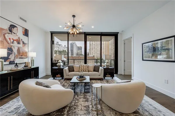 $1,350,000 | 2425 Peachtree Street Northeast, Atlanta, GA 30305