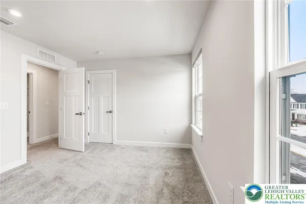 $588,000 | 1079 Woodmont Lane, Catasauqua, PA 18032
