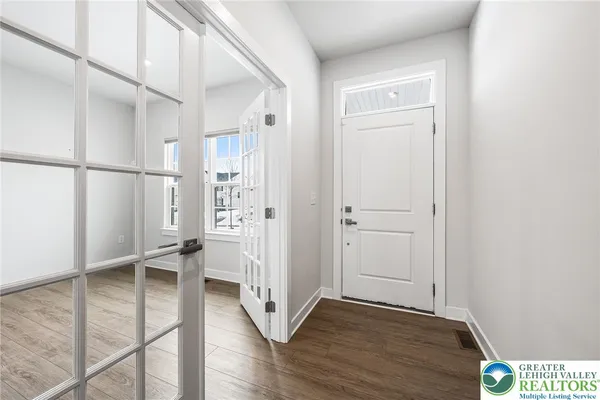 $588,000 | 1079 Woodmont Lane, Catasauqua, PA 18032