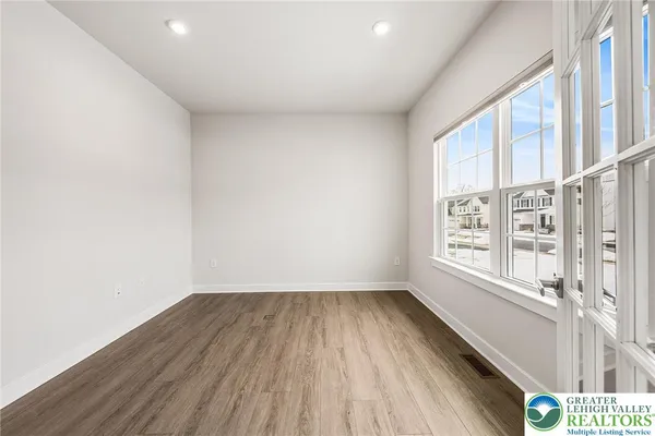 $588,000 | 1079 Woodmont Lane, Catasauqua, PA 18032