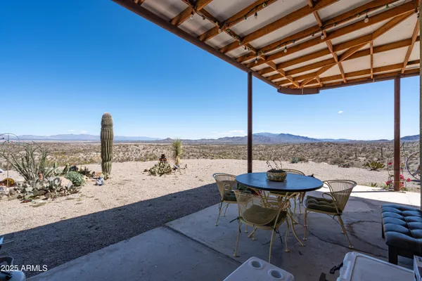 $6,000,000 | 42617 Hovatter Road, Salome, AZ 85348