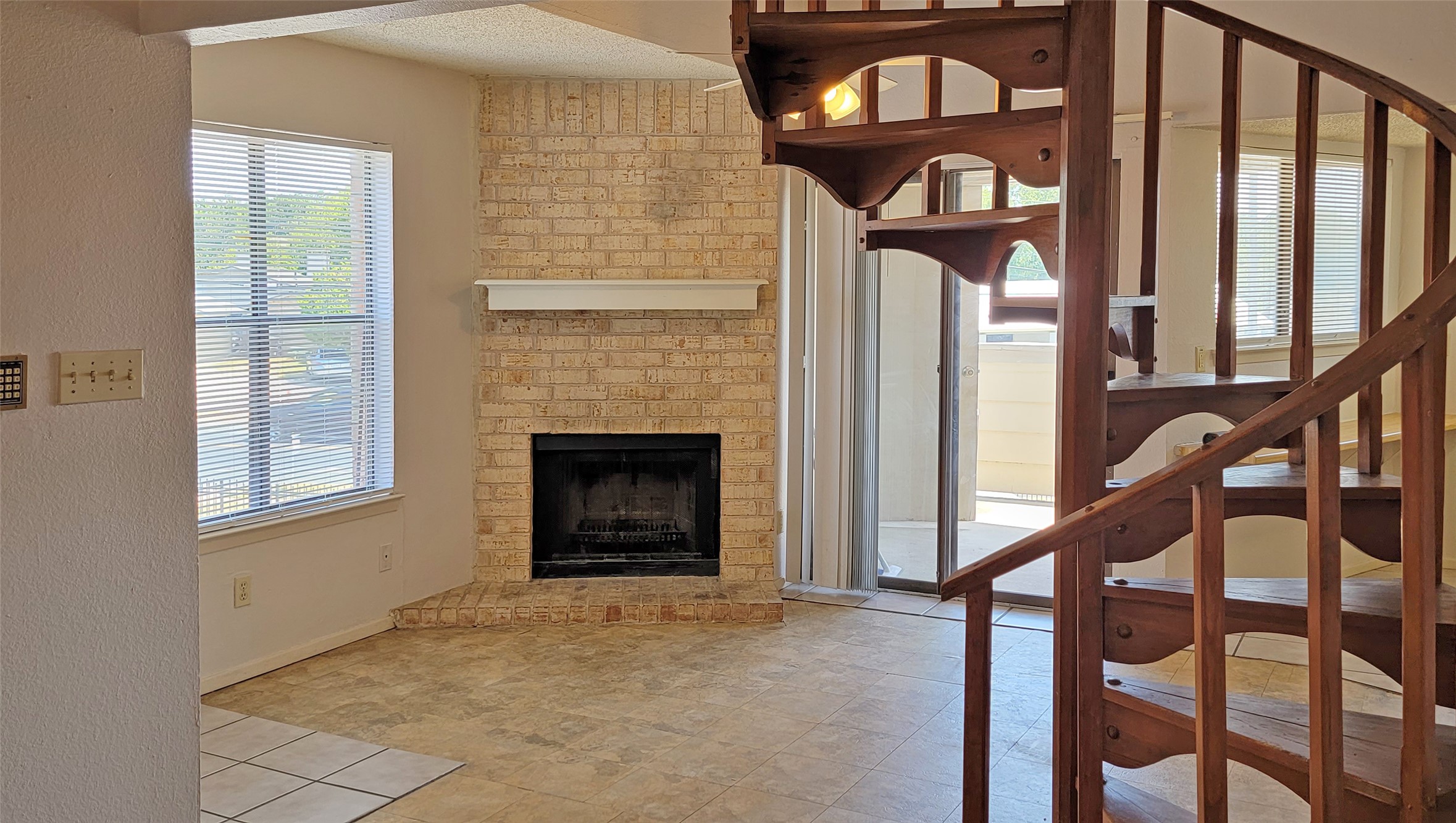 2500 Burleson Road, Unit 210 Austin, TX 78741 - Photo 3 of 9