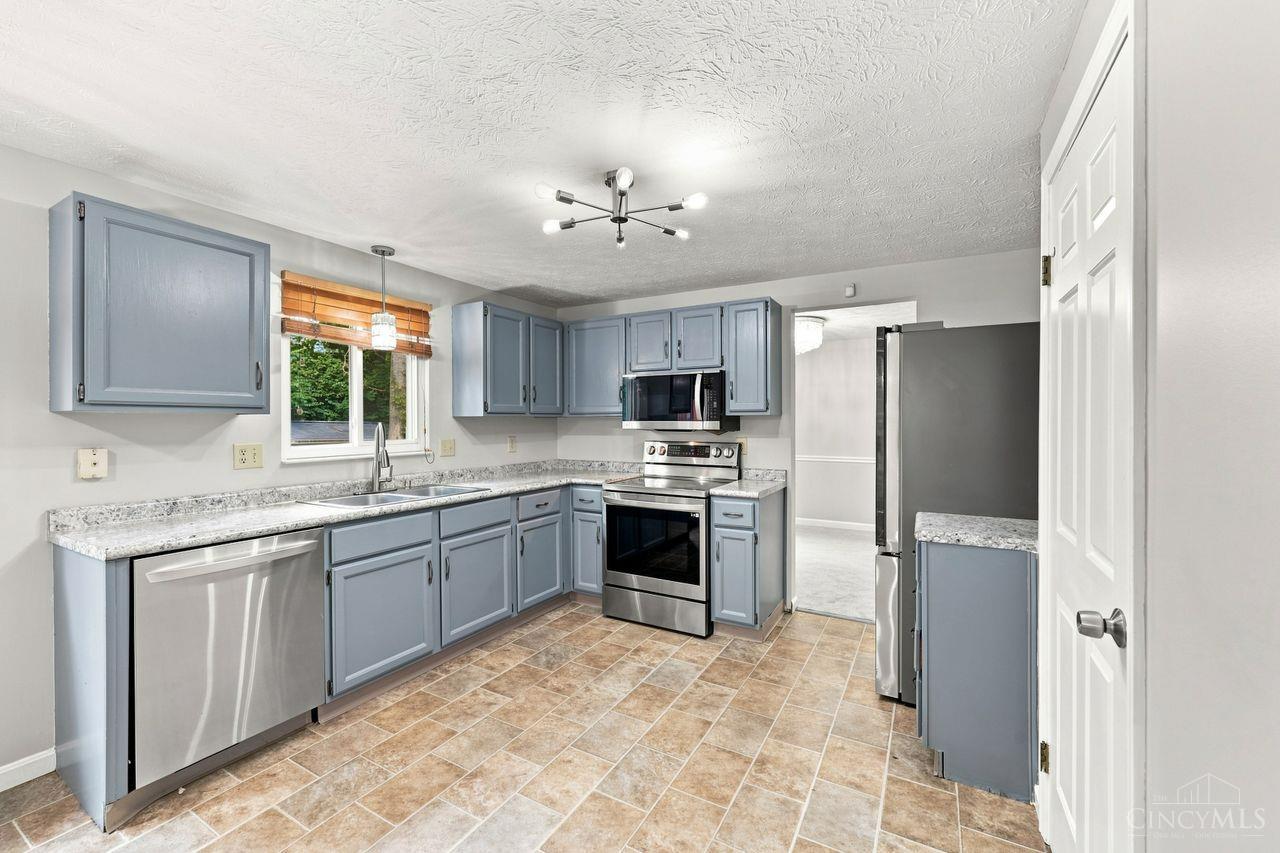 3784 Irwin Simpson Road Mason, OH 45040 - Photo 17 of 50 Gallery Image 17