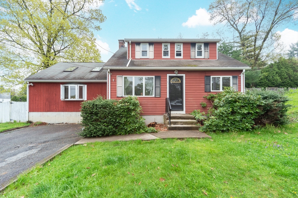 33 Whittier Road Marlborough, MA 01752 - Photo 1 of 19 Gallery Image 1