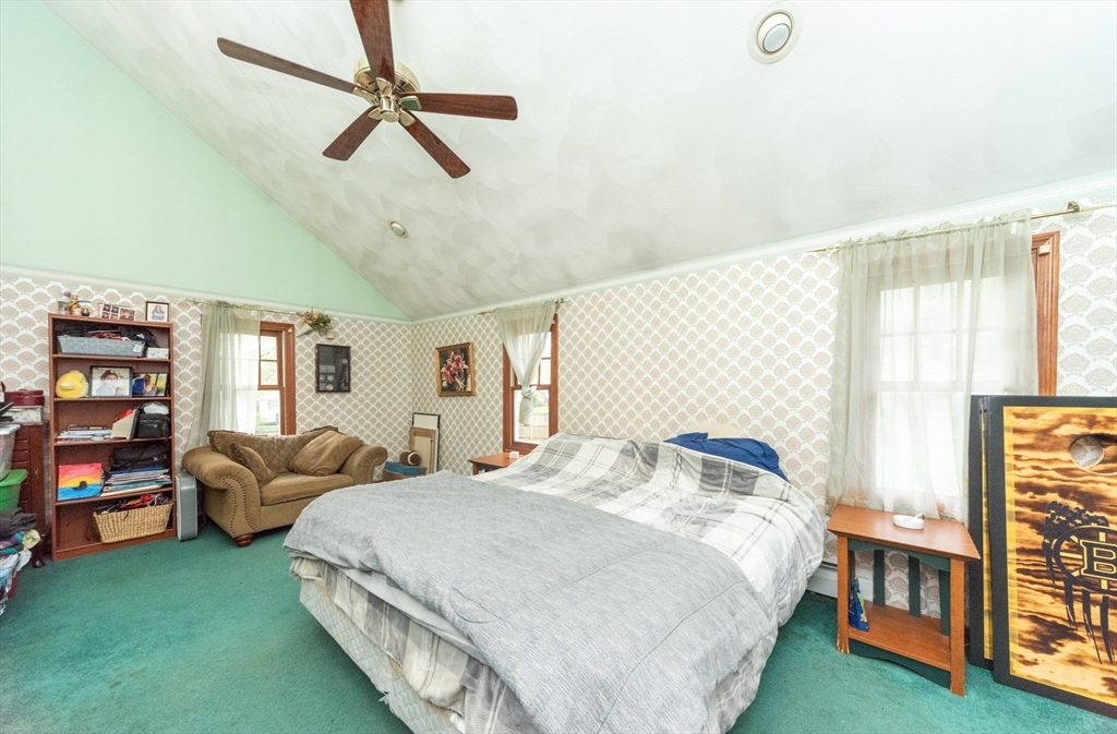 33 Whittier Road Marlborough, MA 01752 - Photo 13 of 19 Gallery Image 13