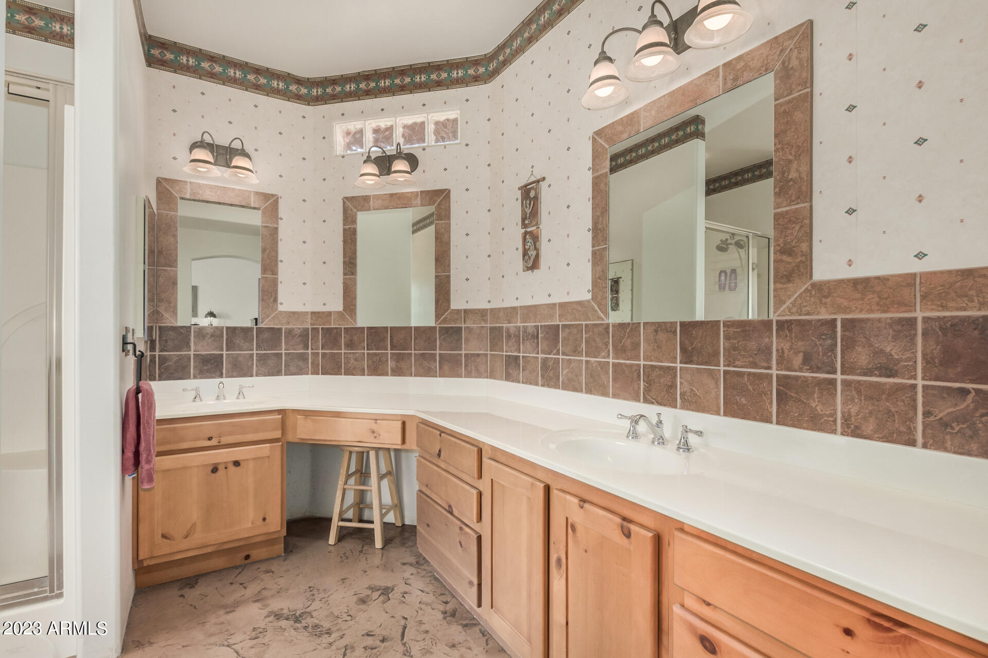 1297 North Roadrunner Road Apache Junction, AZ 85119 - Photo 16 of 48 28 - Roadrunner