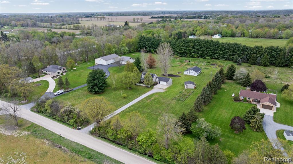 2209 Berville Road Allenton, MI 48002 - Photo 35 of 44