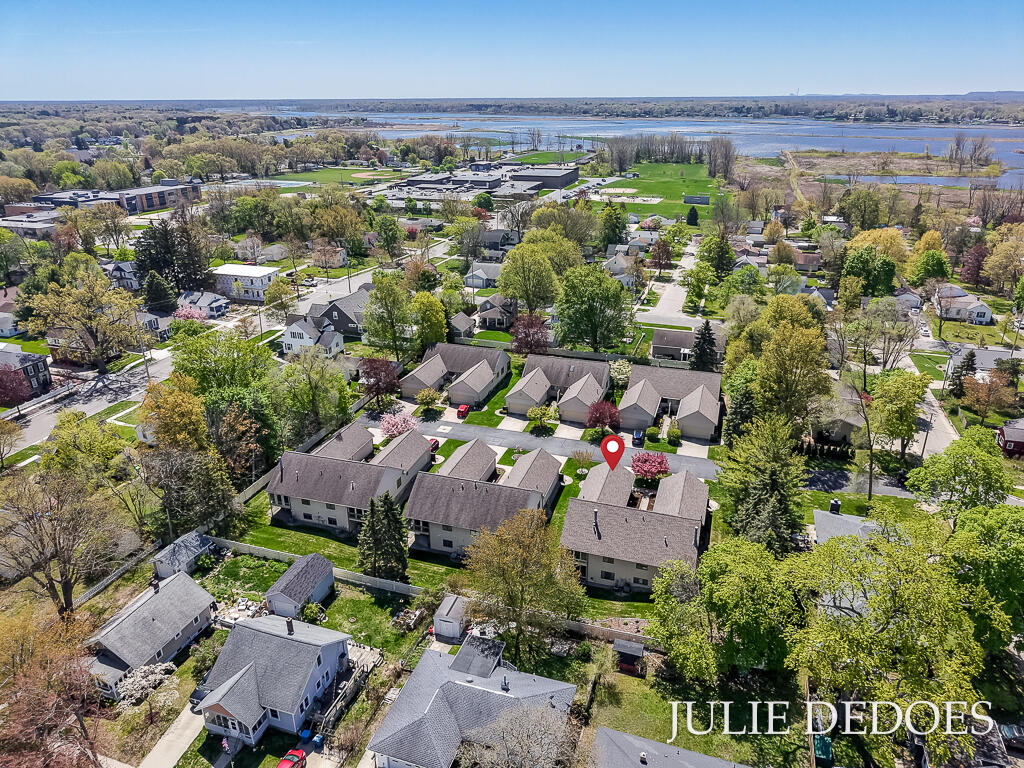 8 Summit Park Drive, Unit 8 Spring Lake, MI 49456 - Photo 42 of 46 8SummitParkDr-10LoRes