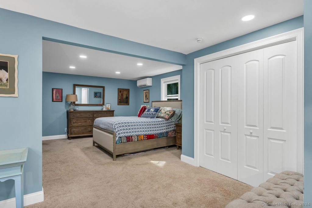 32 Twin Bridge Road Guilford, CT 06437 - Photo 23 of 32