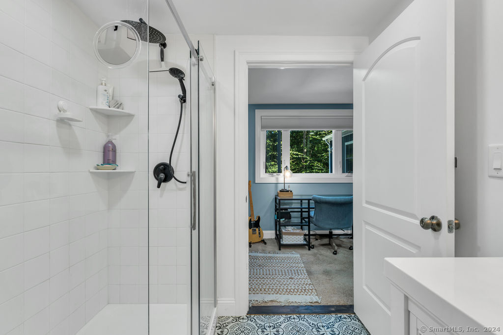 32 Twin Bridge Road Guilford, CT 06437 - Photo 25 of 32