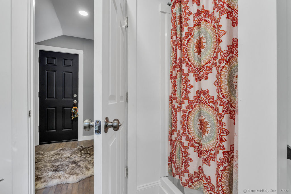 32 Twin Bridge Road Guilford, CT 06437 - Photo 28 of 32