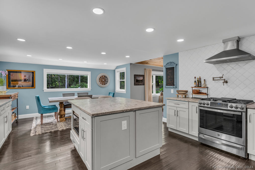 32 Twin Bridge Road Guilford, CT 06437 - Photo 5 of 32