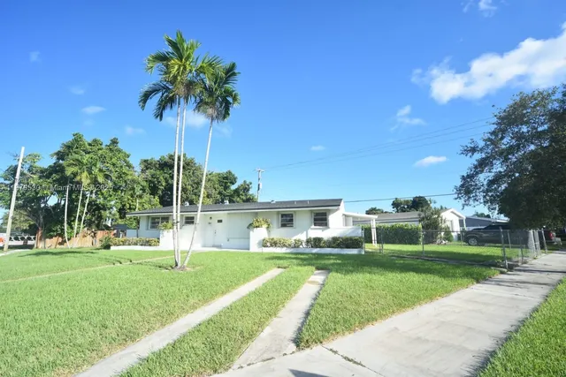 $3,500 | 18601 Southwest 97th Court, Unit 18601, Cutler Bay, FL 33157