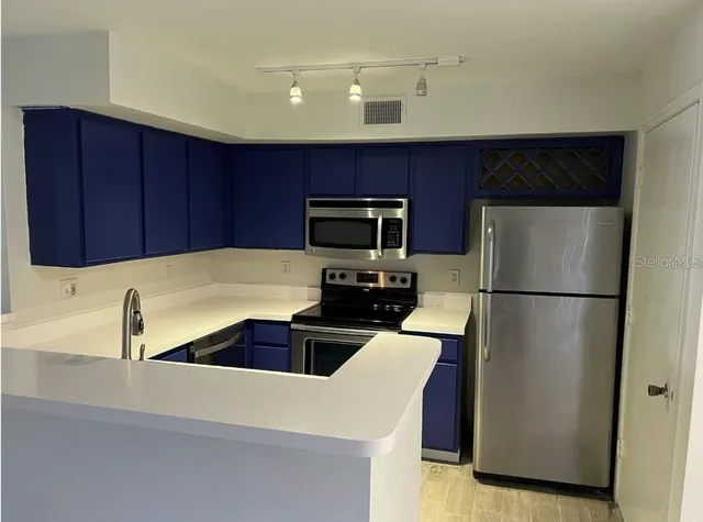 $1,550 | 7300 Westpointe Boulevard, Unit 716, Orlando, FL 32835