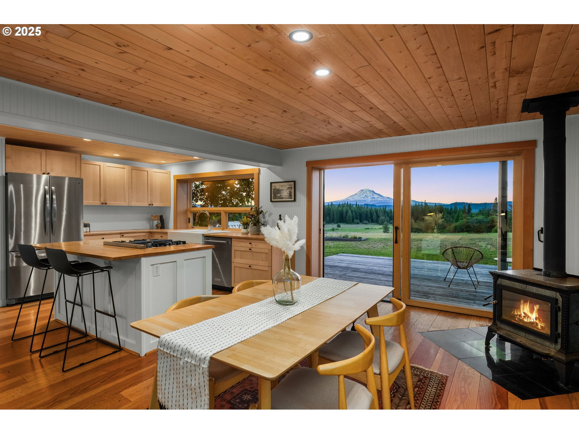 1353 Snowden Road White Salmon, WA 98672 - Photo 3 of 39 Gallery Image 3