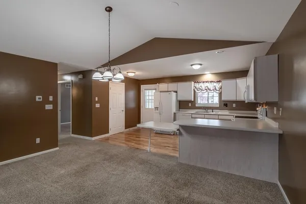 $272,900 | 104 Oxford Path, Mankato, MN 56001