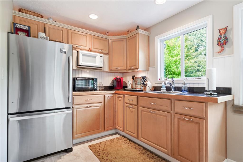 432 Lake Road Addison, PA 15411 - Photo 13 of 25