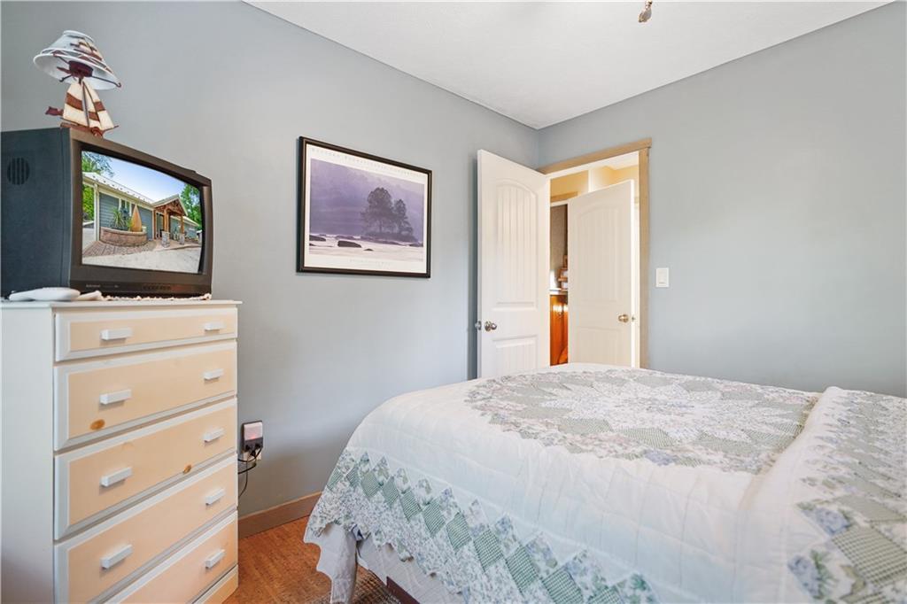 432 Lake Road Addison, PA 15411 - Photo 17 of 25