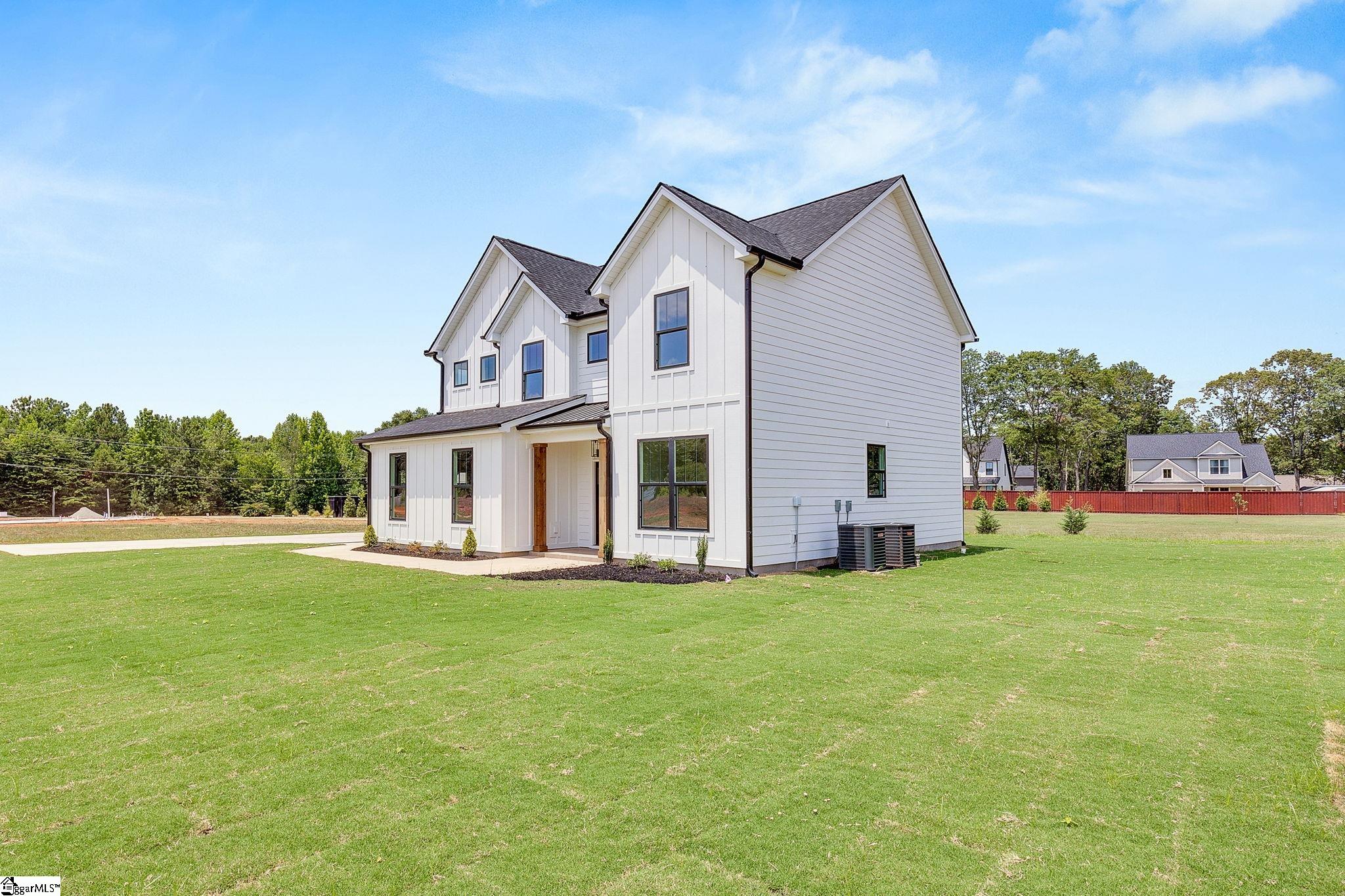 1259 Owens Road Greer, SC 29651 - Photo 2 of 35