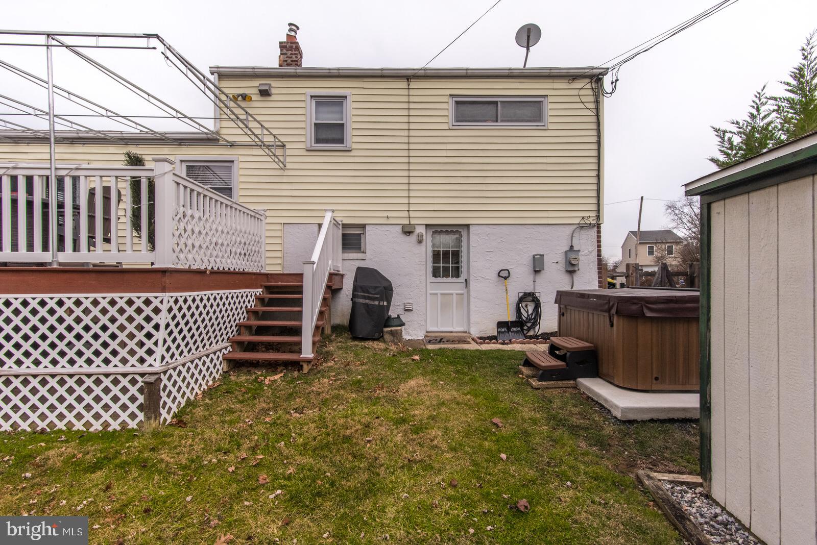 204 Abbott Road Hatboro, PA 19040 - Photo 51 of 59 Fenced Yard