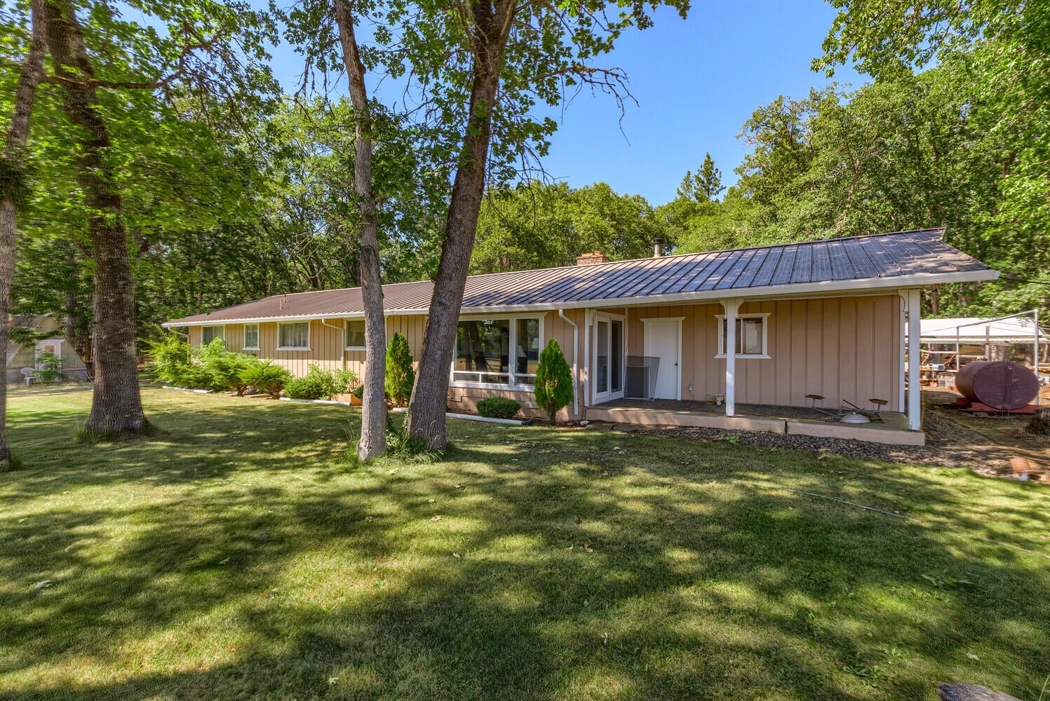 13455 Table Rock Road White City, OR 97503 - Photo 10 of 52 2e