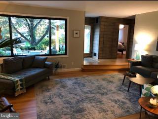 2301 Windsor Road Alexandria, VA 22307 - Photo 5 of 22