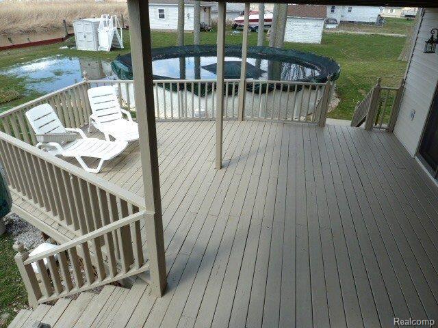 7725 Dyke Road Fair Haven, MI 48023 - Photo 4 of 19 P1010569