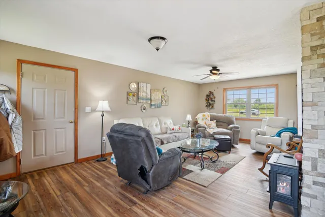 $599,999 | 1741 North Bunn Road, Hillsdale, MI 49242