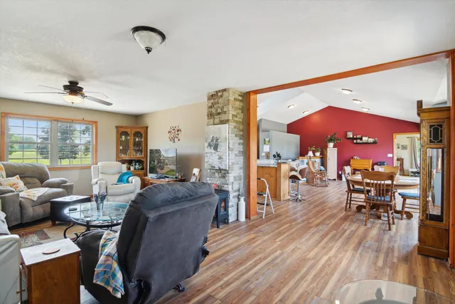 $599,999 | 1741 North Bunn Road, Hillsdale, MI 49242