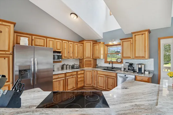 $525,000 | 1741 North Bunn Road, Hillsdale, MI 49242