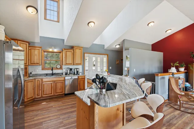 $599,999 | 1741 North Bunn Road, Hillsdale, MI 49242