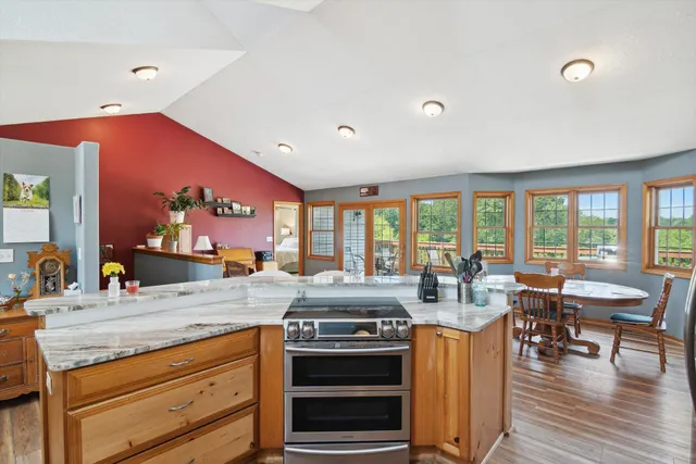 $599,999 | 1741 North Bunn Road, Hillsdale, MI 49242