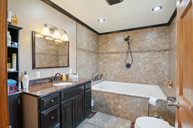 $599,999 | 1741 North Bunn Road, Hillsdale, MI 49242