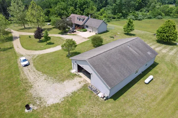 $525,000 | 1741 North Bunn Road, Hillsdale, MI 49242