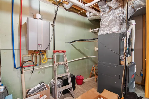 $525,000 | 1741 North Bunn Road, Hillsdale, MI 49242