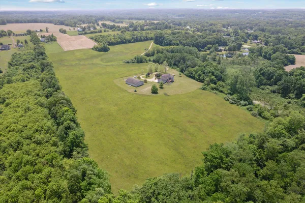 $525,000 | 1741 North Bunn Road, Hillsdale, MI 49242