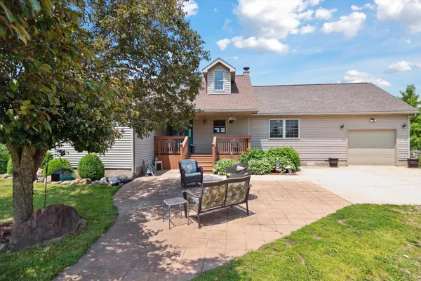 $525,000 | 1741 North Bunn Road, Hillsdale, MI 49242