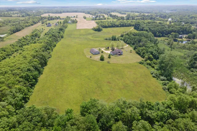 $599,999 | 1741 North Bunn Road, Hillsdale, MI 49242