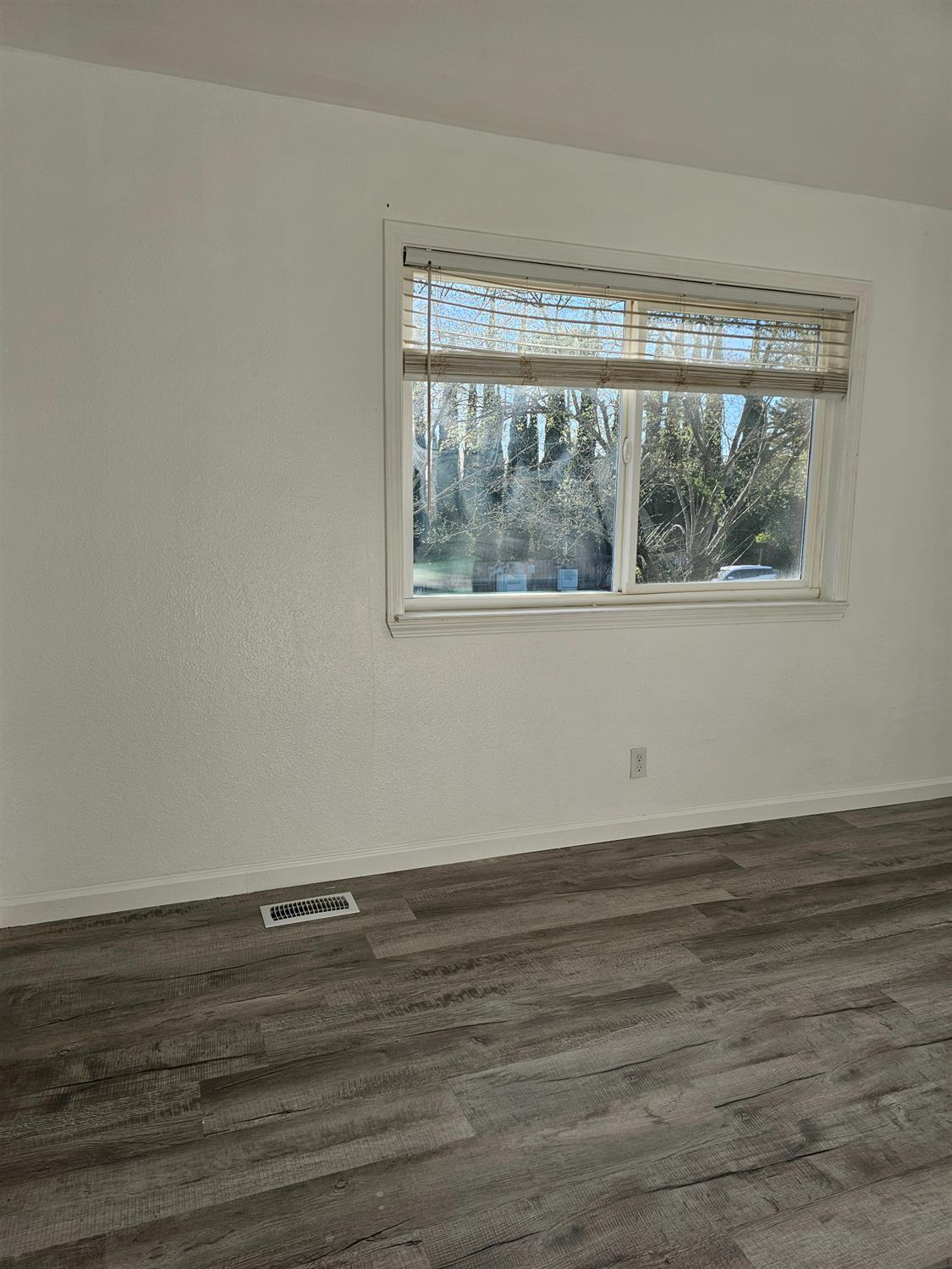 5918 Walerga Road, Unit 2 Sacramento, CA 95842 - Photo 14 of 19
