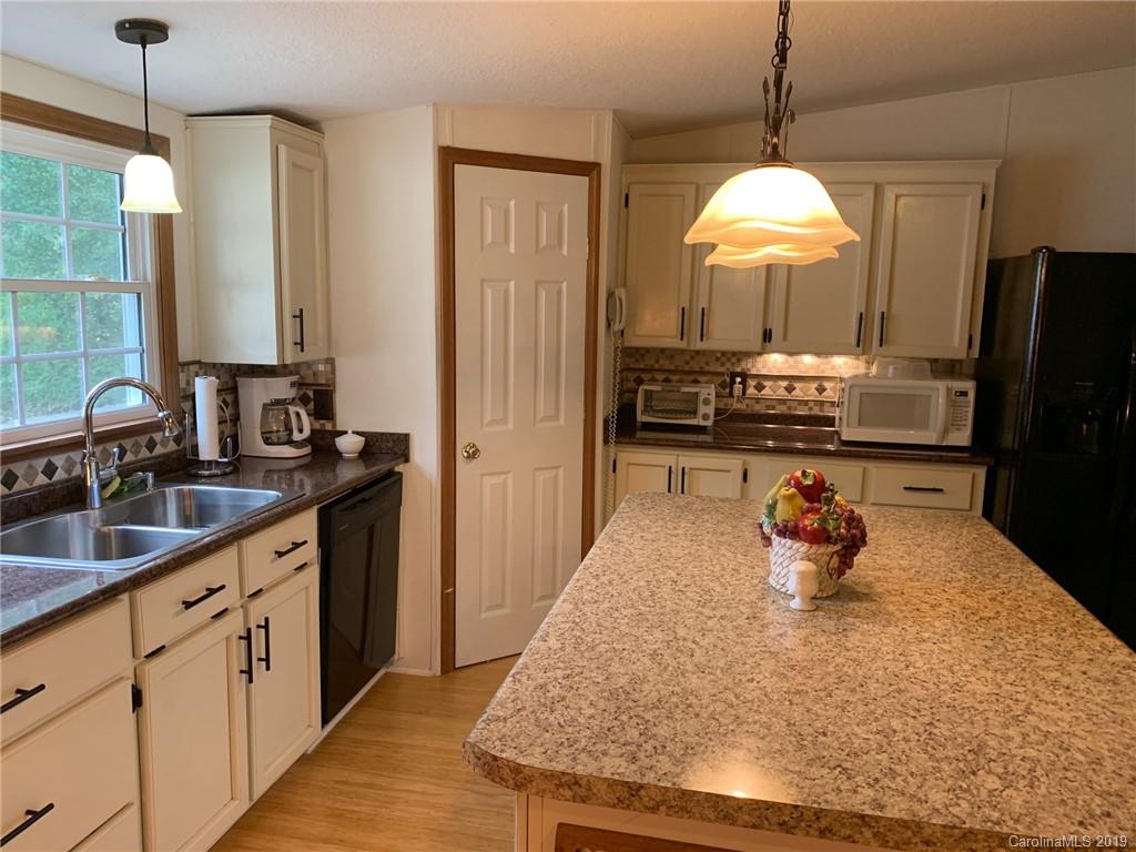 2238 M West Road Camden, SC 29020 - Photo 6 of 27 Gallery Image 6