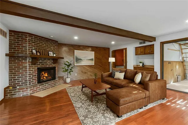 $699,950 | 15028 150th Street, Bonner Springs, KS 66012