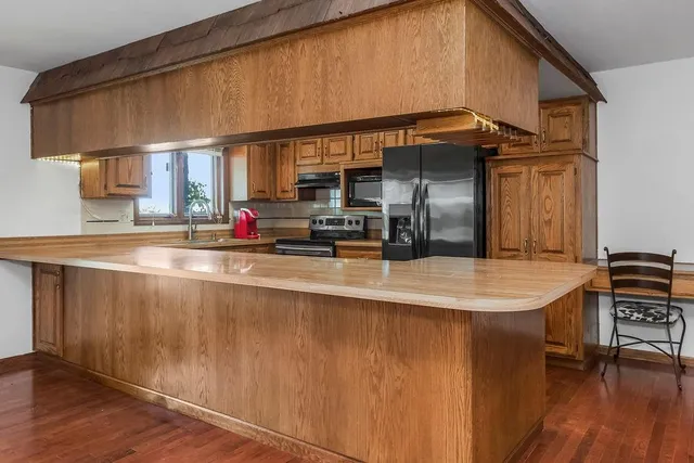 $699,950 | 15028 150th Street, Bonner Springs, KS 66012