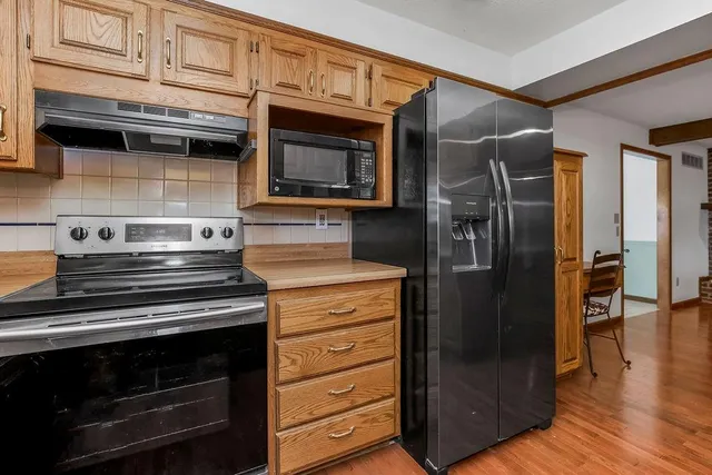 $699,950 | 15028 150th Street, Bonner Springs, KS 66012