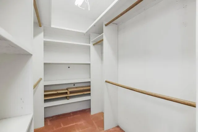 $699,950 | 15028 150th Street, Bonner Springs, KS 66012