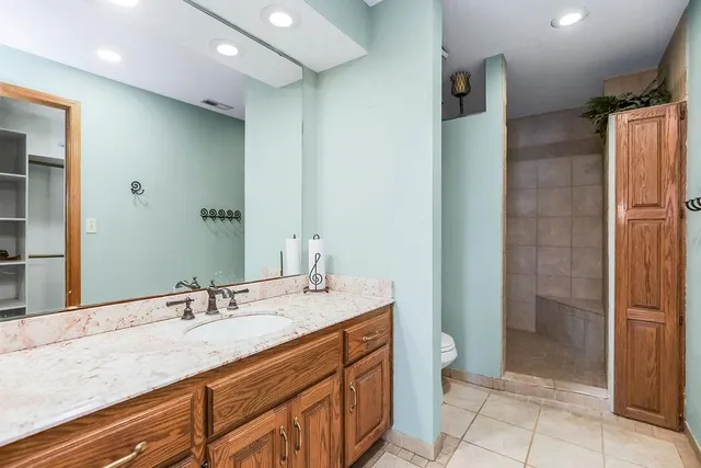 $699,950 | 15028 150th Street, Bonner Springs, KS 66012