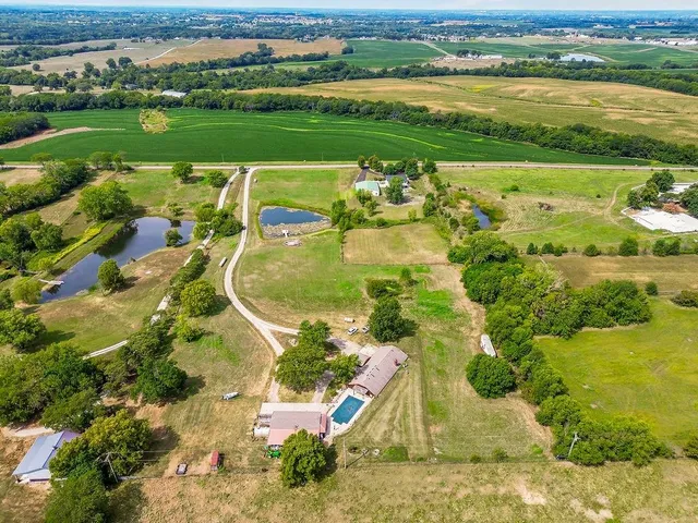 $699,950 | 15028 150th Street, Bonner Springs, KS 66012